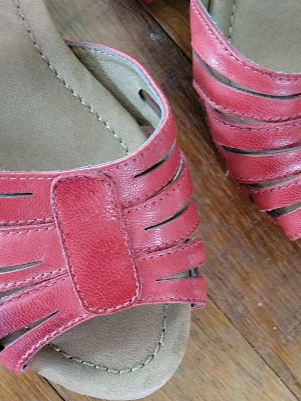 Miz Mooz Red Leather Hilary Platform Sandals Boho Size 8.5 - Picture 5 of 6